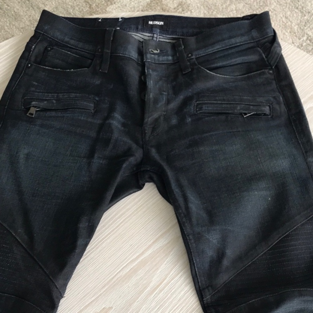 HUDSON mens jeans.  Size 31. Excellent condition